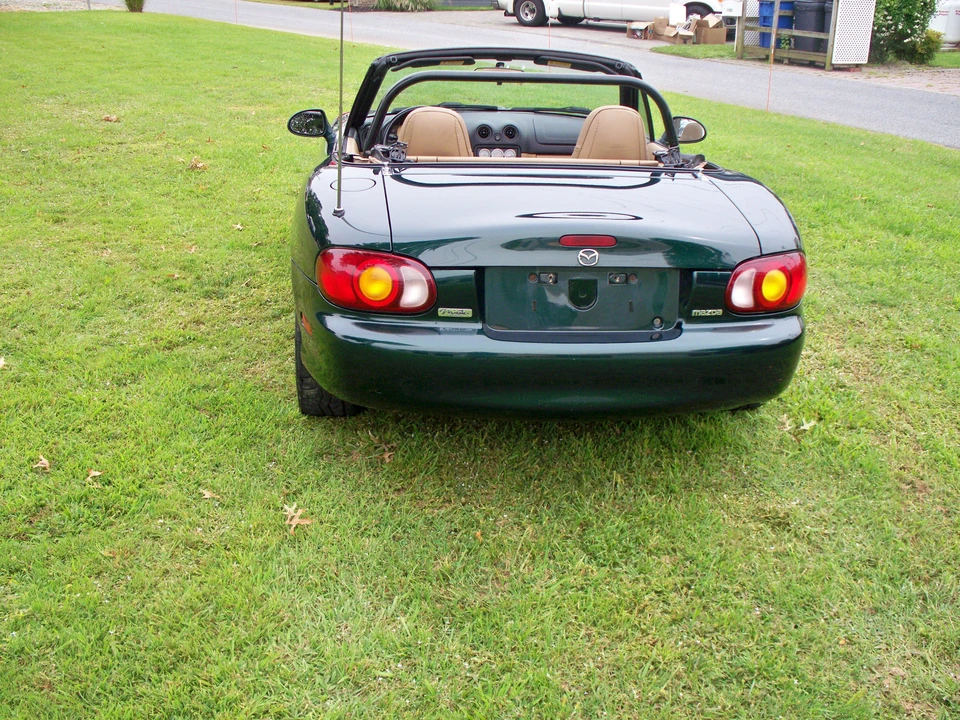 2000 Mazda NB MX-5 Miata - Image 17 of 31