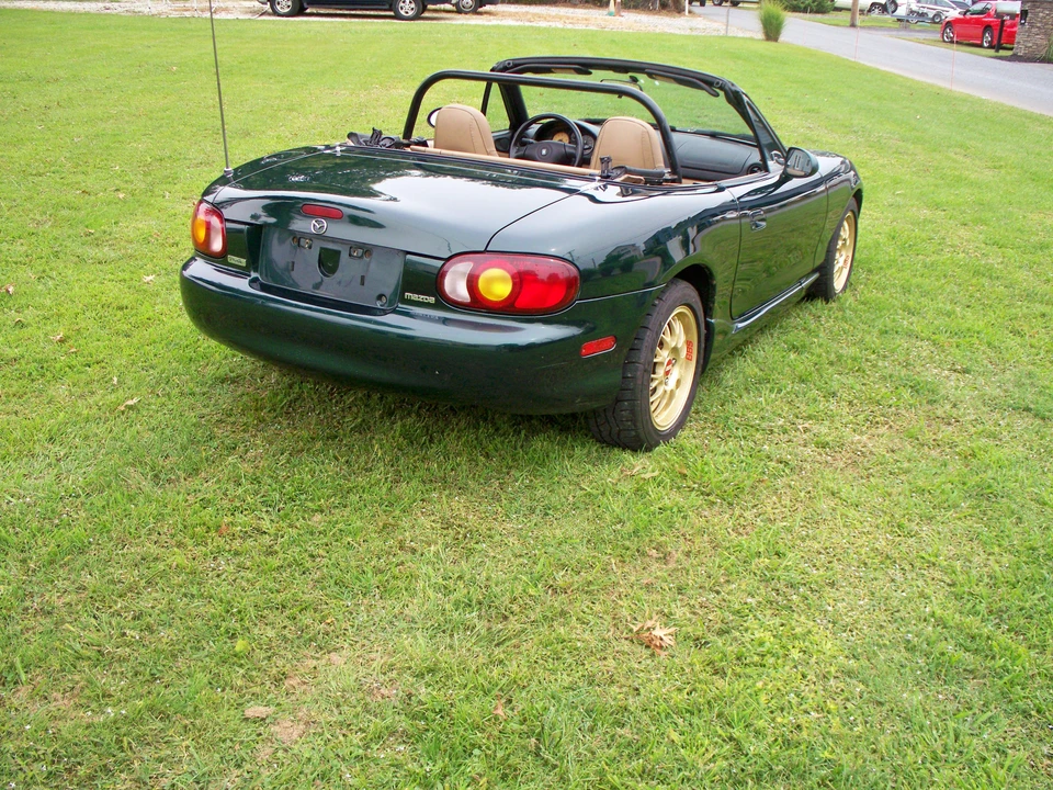 2000 Mazda NB MX-5 Miata - Image 18 of 31