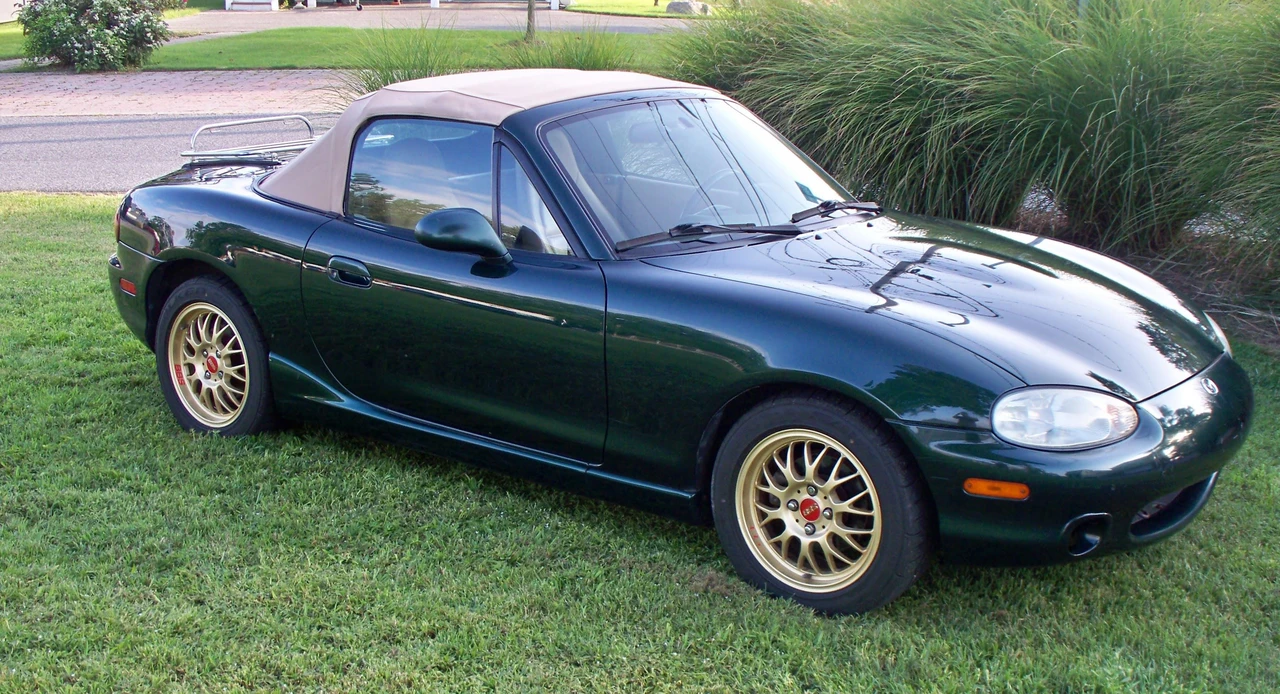 2000 Mazda NB MX-5 Miata - Image 23 of 31