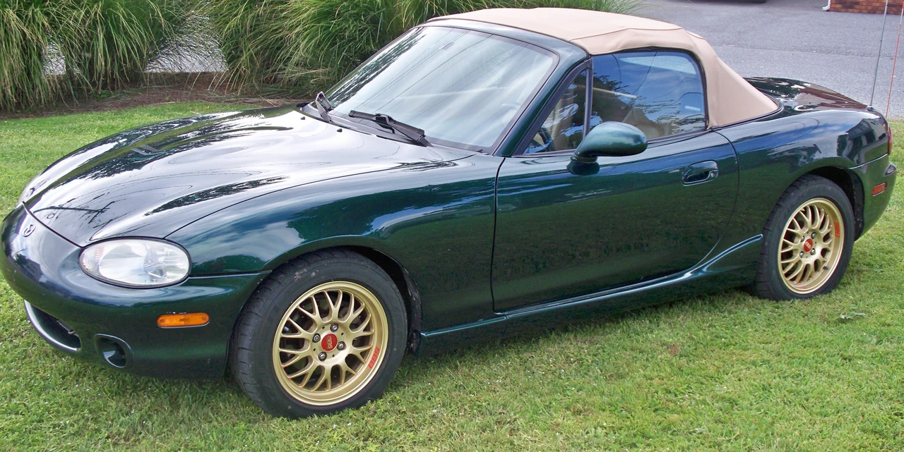 2000 Mazda NB MX-5 Miata - Image 9 of 31