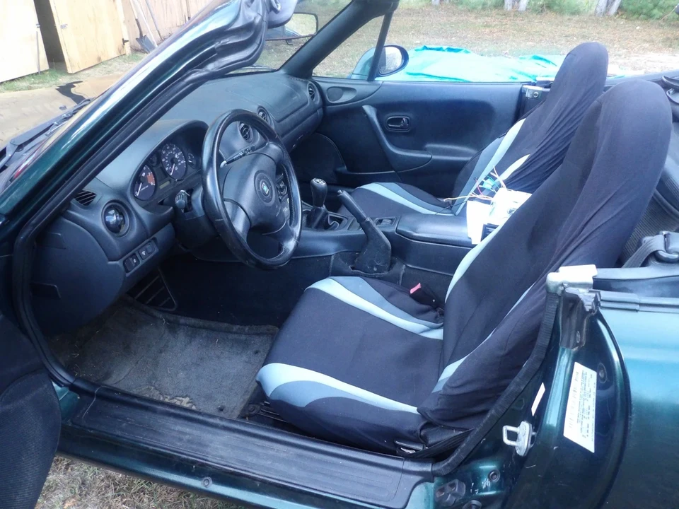 2000 Mazda NB MX-5 Miata - Image 3 of 12