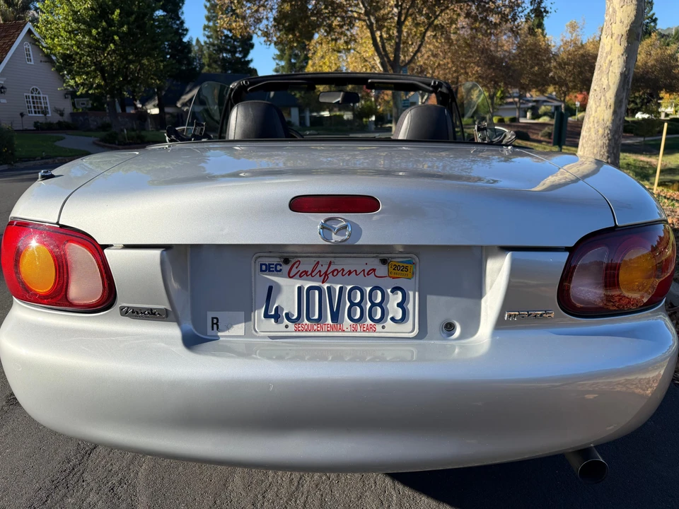 2000 Mazda NB MX-5 Miata - Image 23 of 31