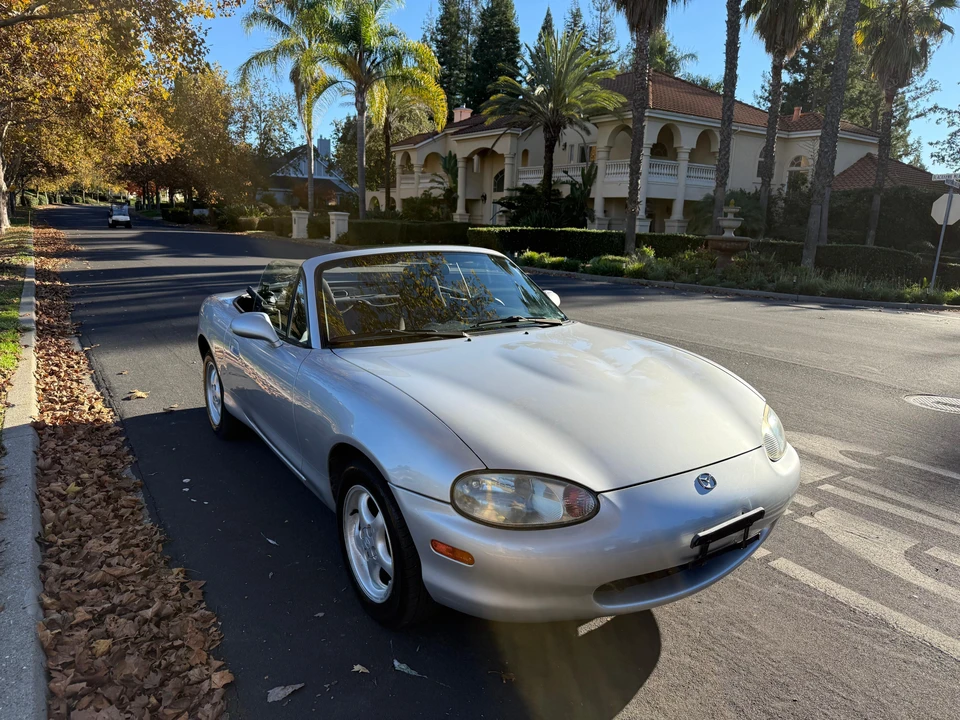 2000 Mazda NB MX-5 Miata - Image 11 of 31