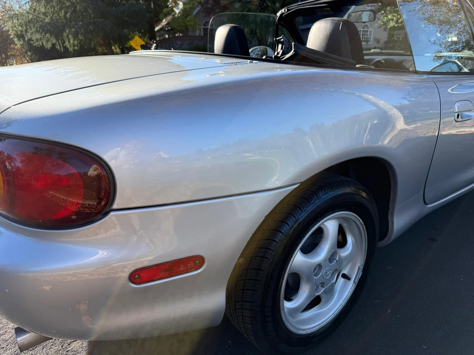 2000 Mazda NB MX-5 Miata - Image 26 of 31