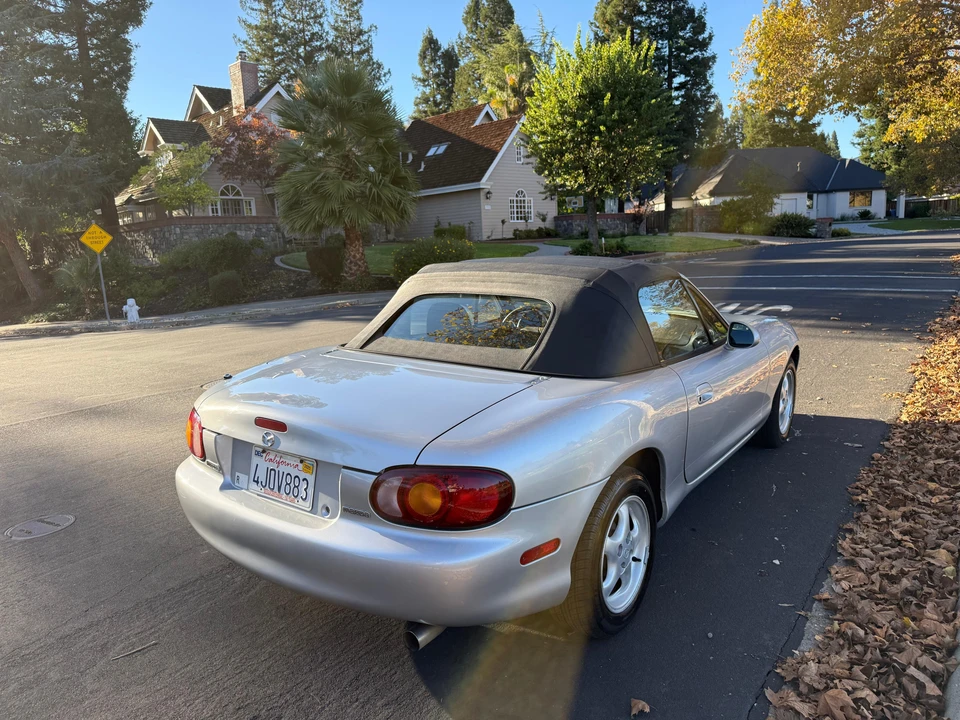 2000 Mazda NB MX-5 Miata - Image 13 of 31