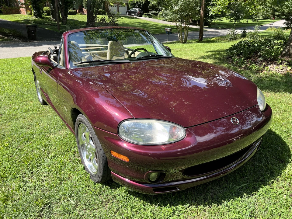 2000 Mazda NB MX-5 Miata - Image 11 of 31