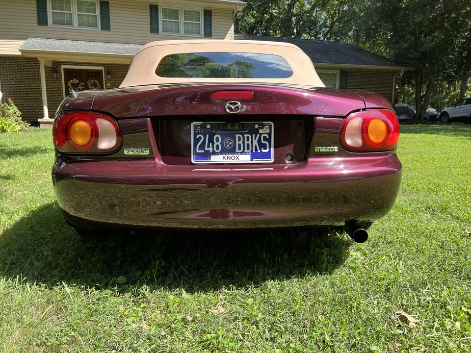 2000 Mazda NB MX-5 Miata - Image 19 of 31