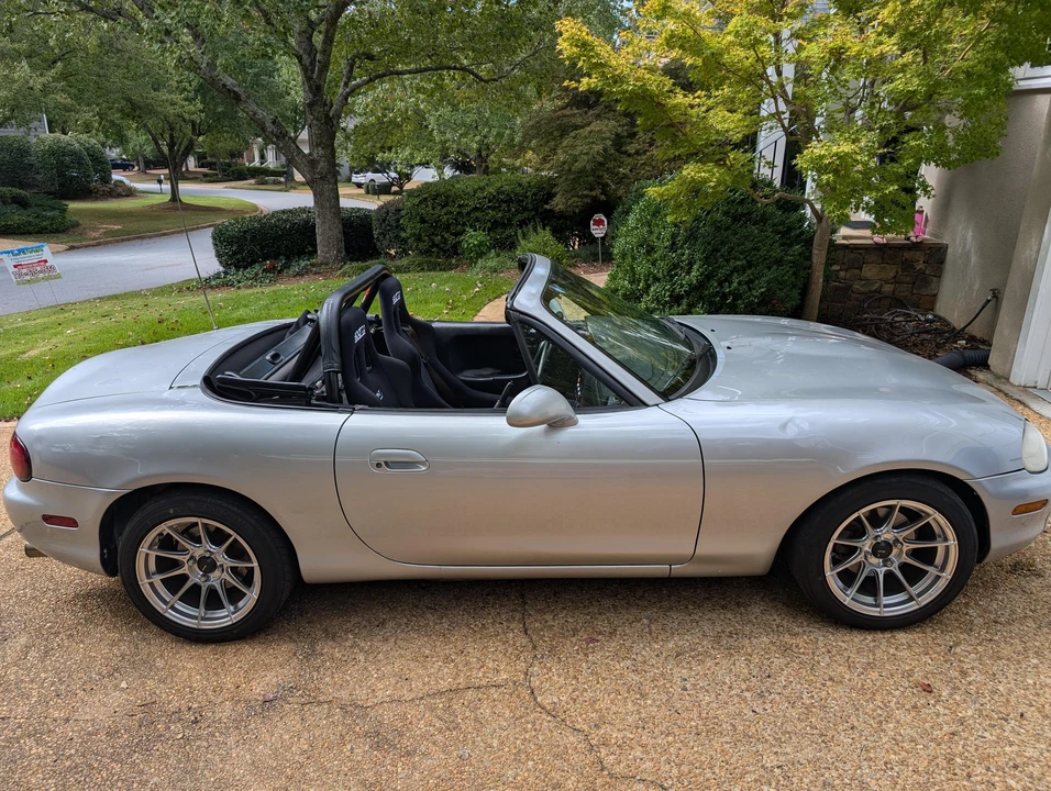 2000 Mazda NB MX-5 Miata - Image 8 of 31