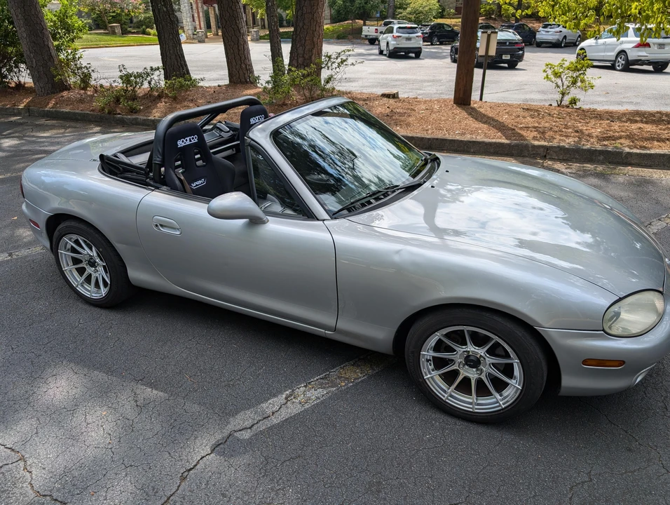 2000 Mazda NB MX-5 Miata - Image 9 of 31