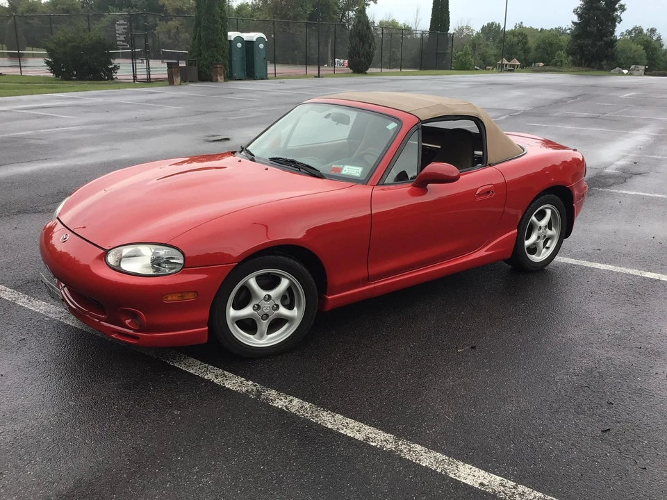 2000 Mazda NB MX-5 Miata - Image 4 of 31