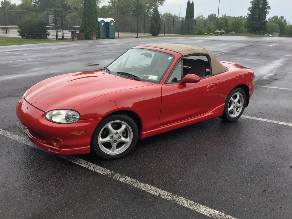 2000 Mazda NB MX-5 Miata - Image 3 of 31