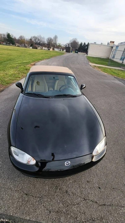 2000 Mazda NB MX-5 Miata - Image 9 of 23