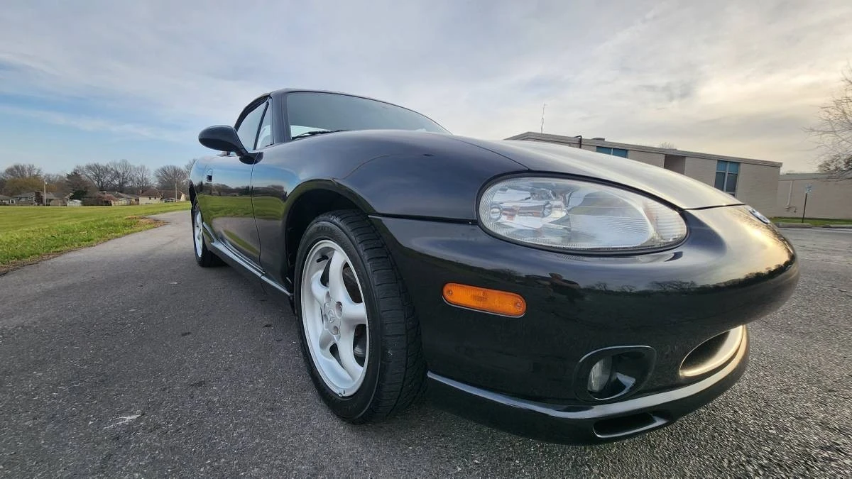 2000 Mazda NB MX-5 Miata - Image 3 of 23