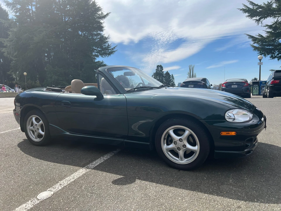 2000 Mazda NB MX-5 Miata - Image 19 of 31