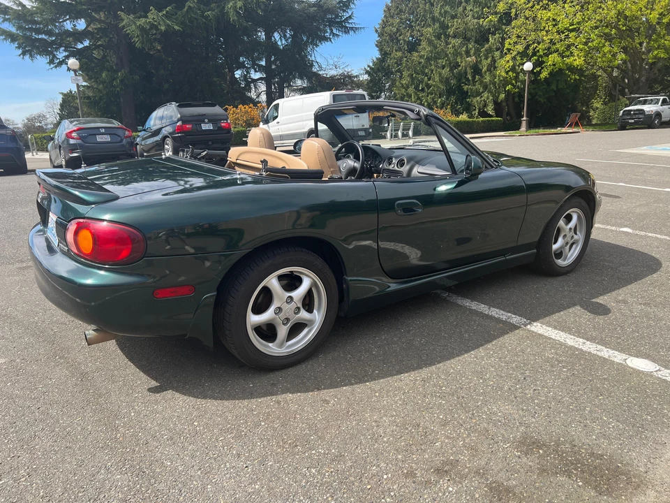 2000 Mazda NB MX-5 Miata - Image 16 of 31