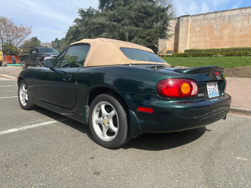 2000 Mazda NB MX-5 Miata - Image 25 of 31