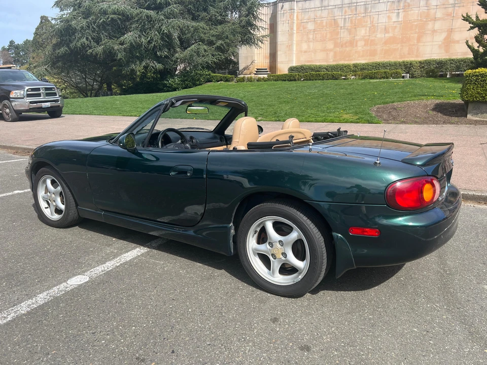 2000 Mazda NB MX-5 Miata - Image 9 of 31