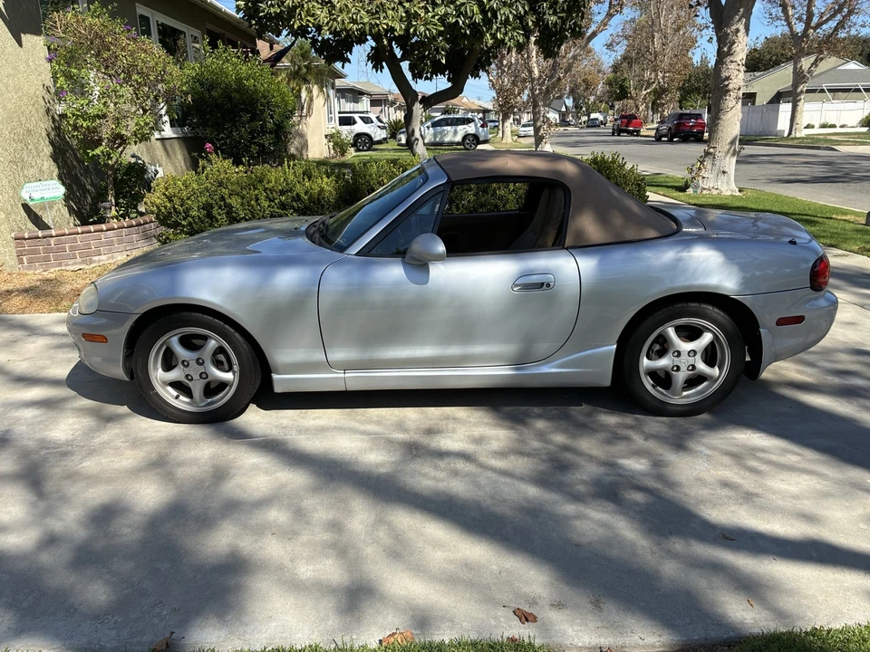 2000 Mazda NB MX-5 Miata - Image 3 of 31