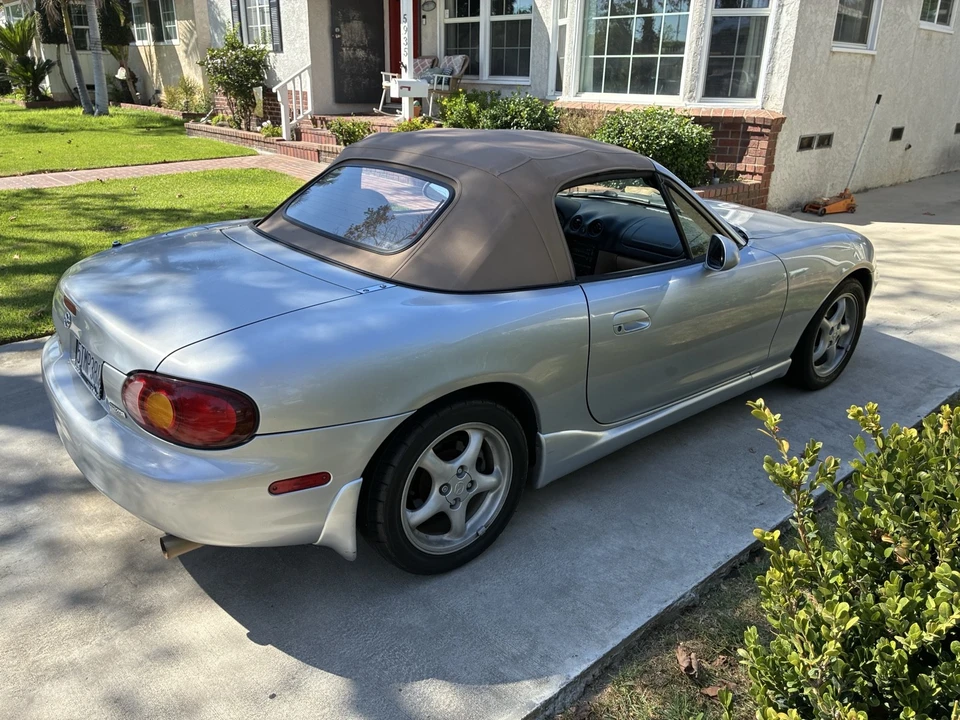 2000 Mazda NB MX-5 Miata - Image 10 of 31