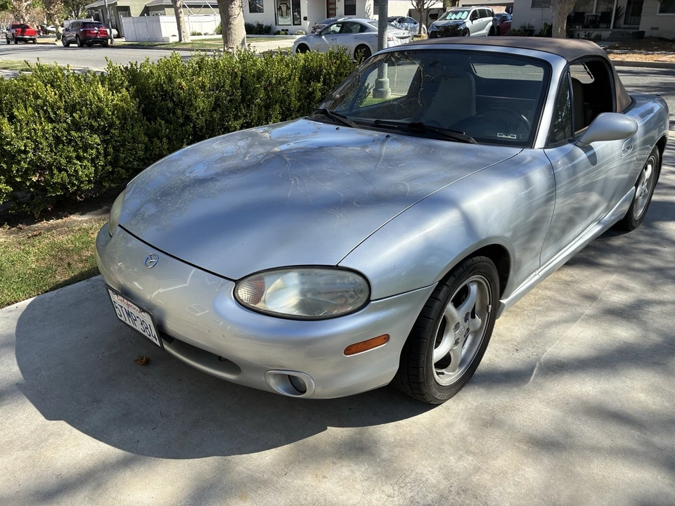 2000 Mazda NB MX-5 Miata - Image 5 of 31