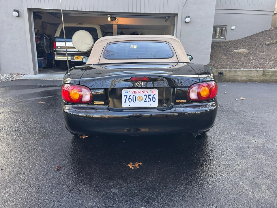 2000 Mazda NB MX-5 Miata - Image 27 of 31