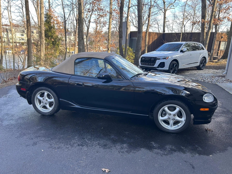 2000 Mazda NB MX-5 Miata - Image 30 of 31
