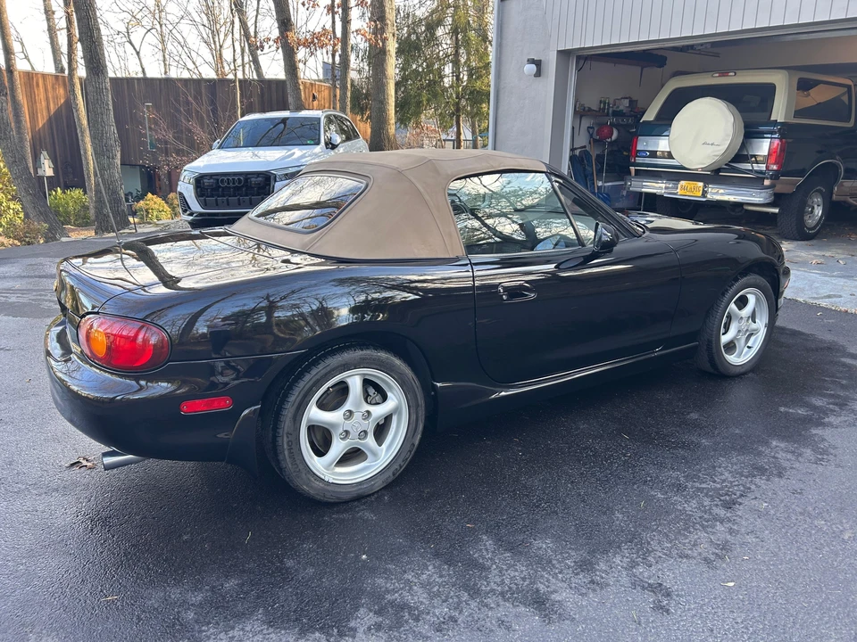2000 Mazda NB MX-5 Miata - Image 28 of 31