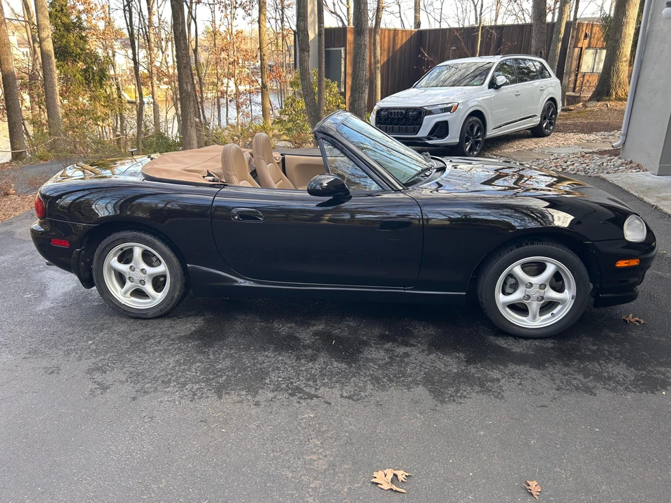 2000 Mazda NB MX-5 Miata - Image 18 of 31