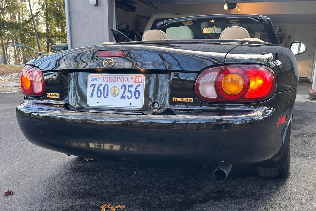 2000 Mazda NB MX-5 Miata - Image 5 of 31