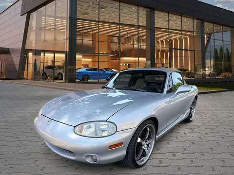 2000 Mazda MX-5 Miata LS