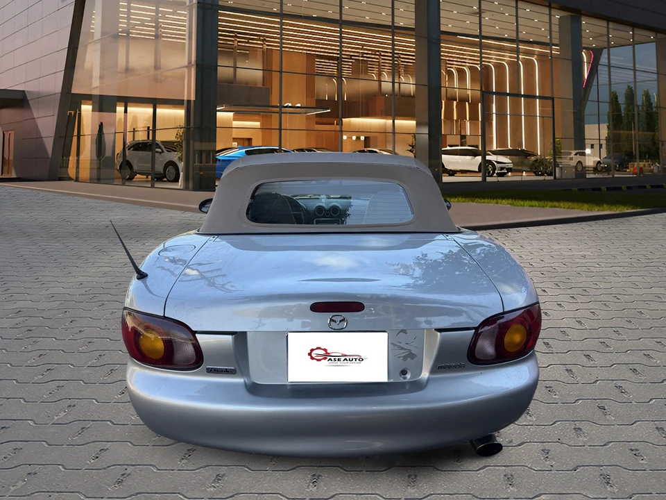 2000 Mazda NB MX-5 Miata - Image 10 of 23