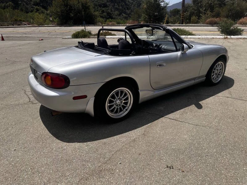 2000 Mazda NB MX-5 Miata - Image 12 of 15