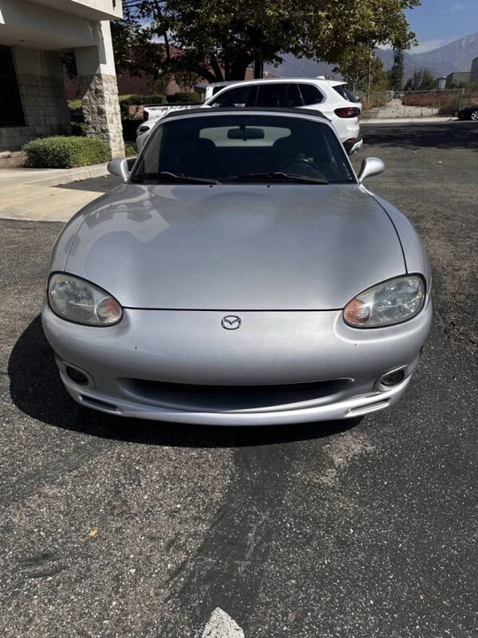 2000 Mazda NB MX-5 Miata - Image 4 of 15