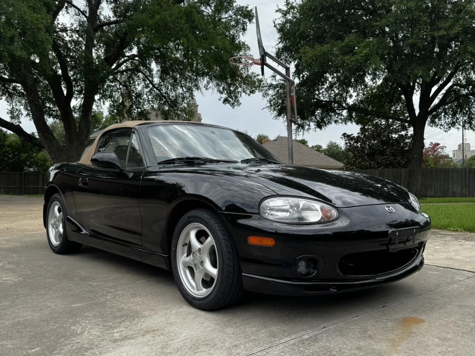 2000 Mazda NB MX-5 Miata - Image 11 of 31
