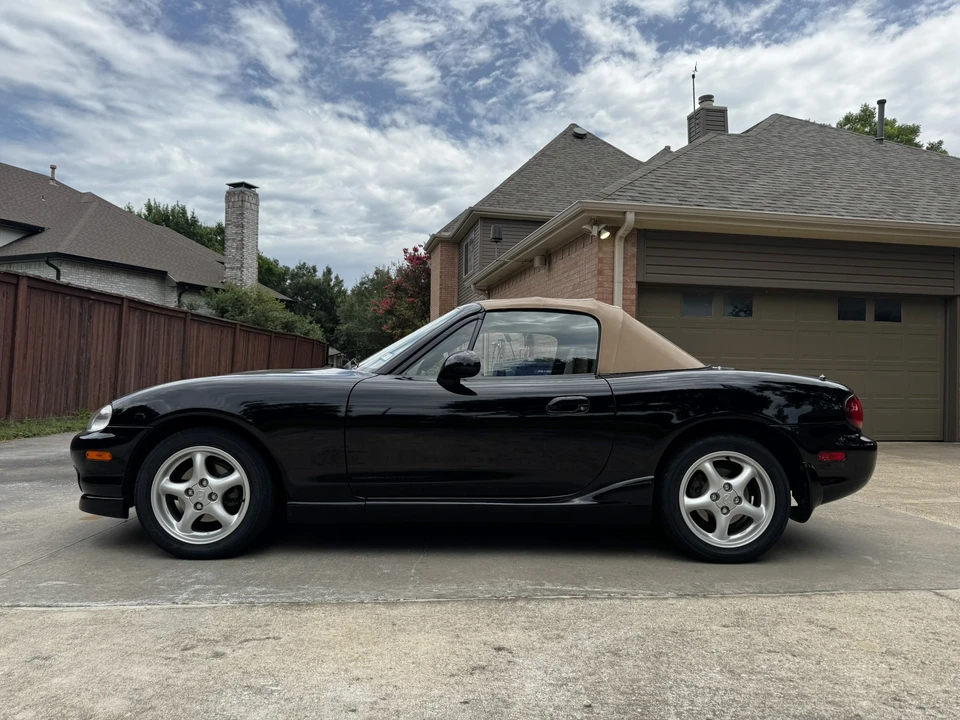 2000 Mazda NB MX-5 Miata - Image 16 of 31