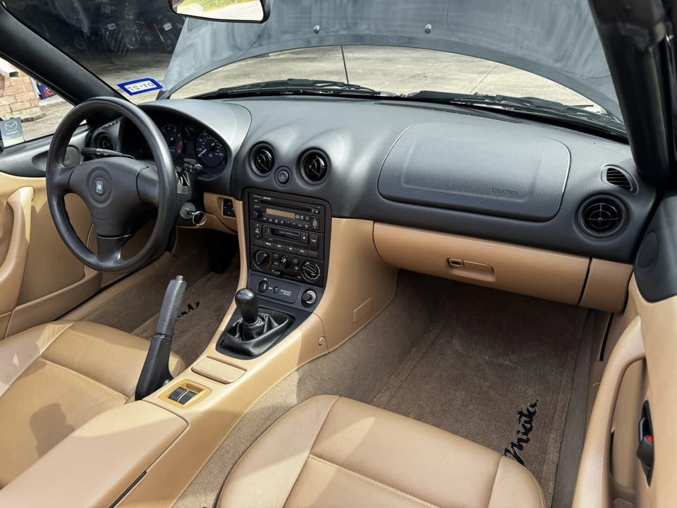 2000 Mazda NB MX-5 Miata - Image 22 of 31