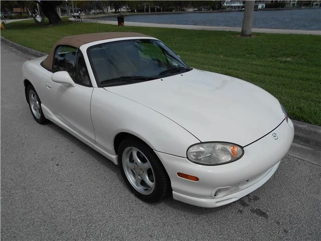 2000 Mazda NB MX-5 Miata - Image 4 of 12