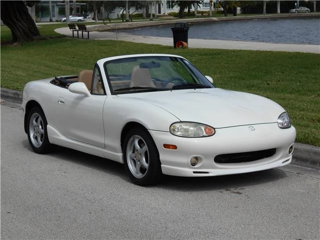 2000 Mazda NB MX-5 Miata - Image 3 of 12