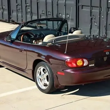 2000 Mazda MX-5 Miata