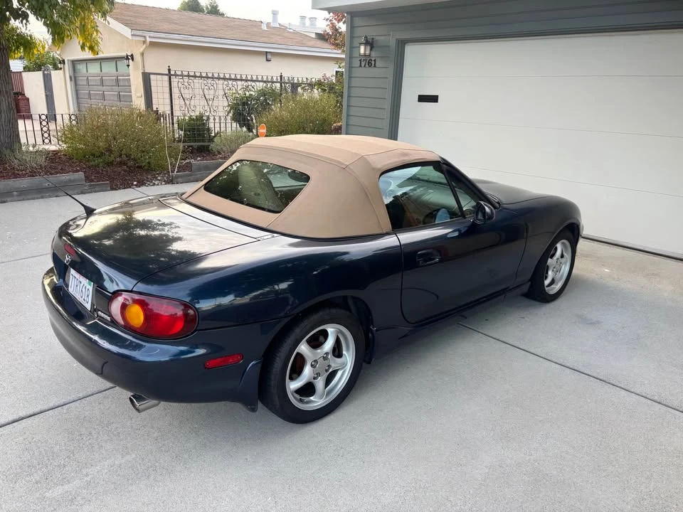 2000 Mazda NB MX-5 Miata - Image 3 of 7