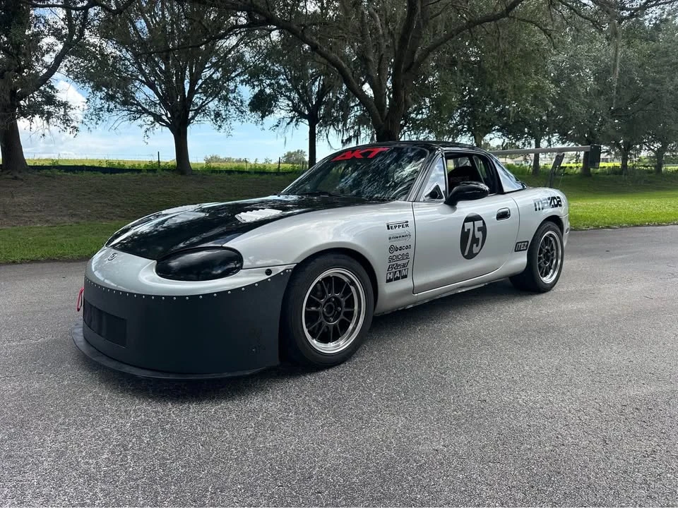 2000 Mazda NB MX-5 Miata - Image 2 of 20