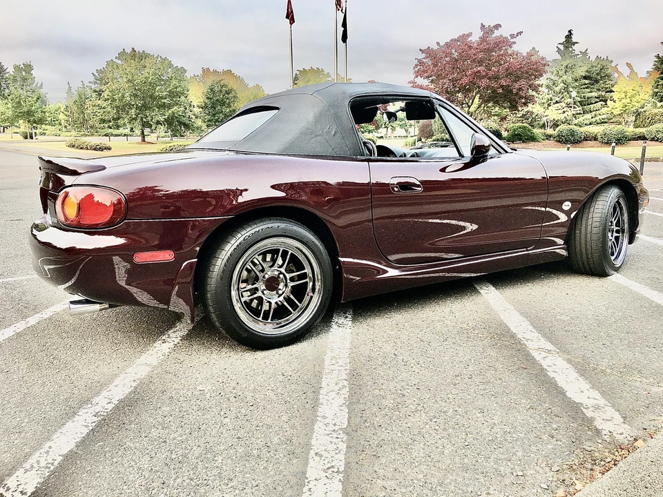 2000 Mazda NB MX-5 Miata - Image 16 of 31