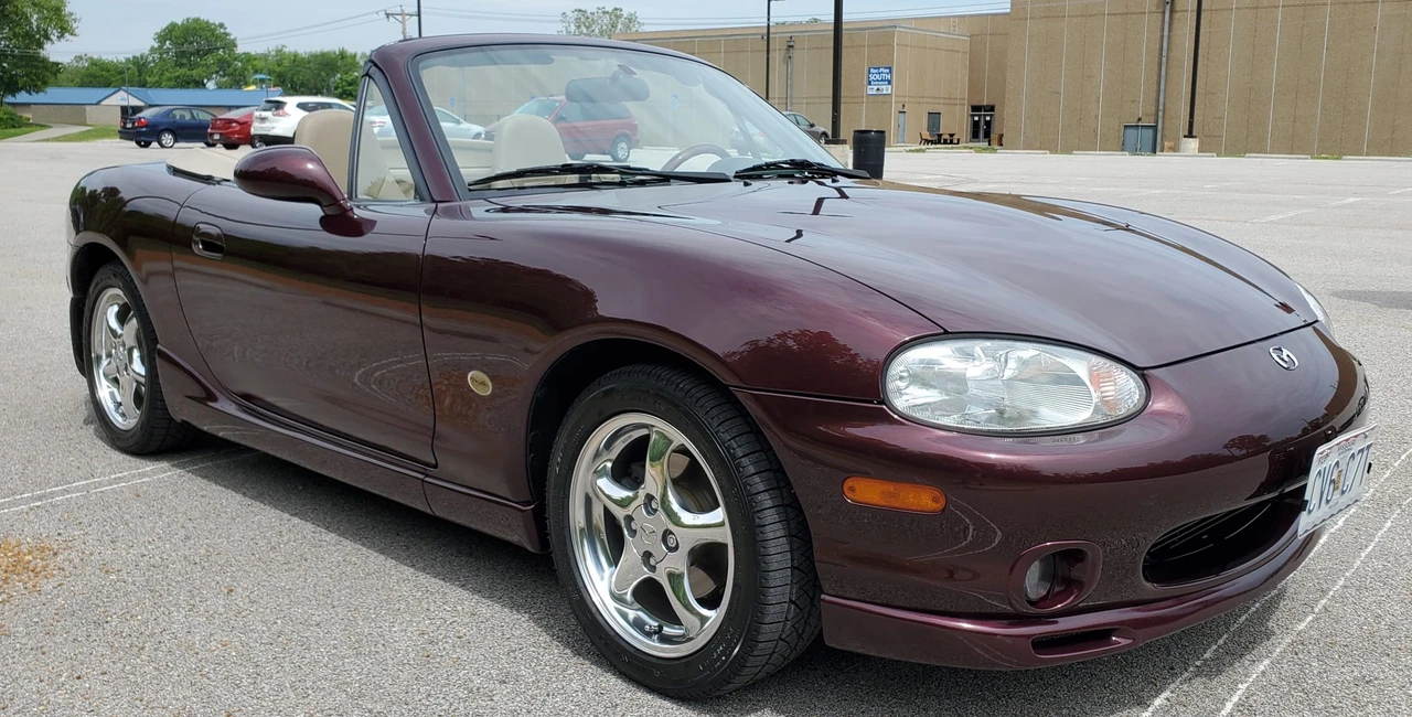 2000 Mazda NB MX-5 Miata - Image 2 of 31