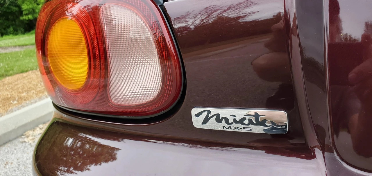 2000 Mazda NB MX-5 Miata - Image 25 of 31