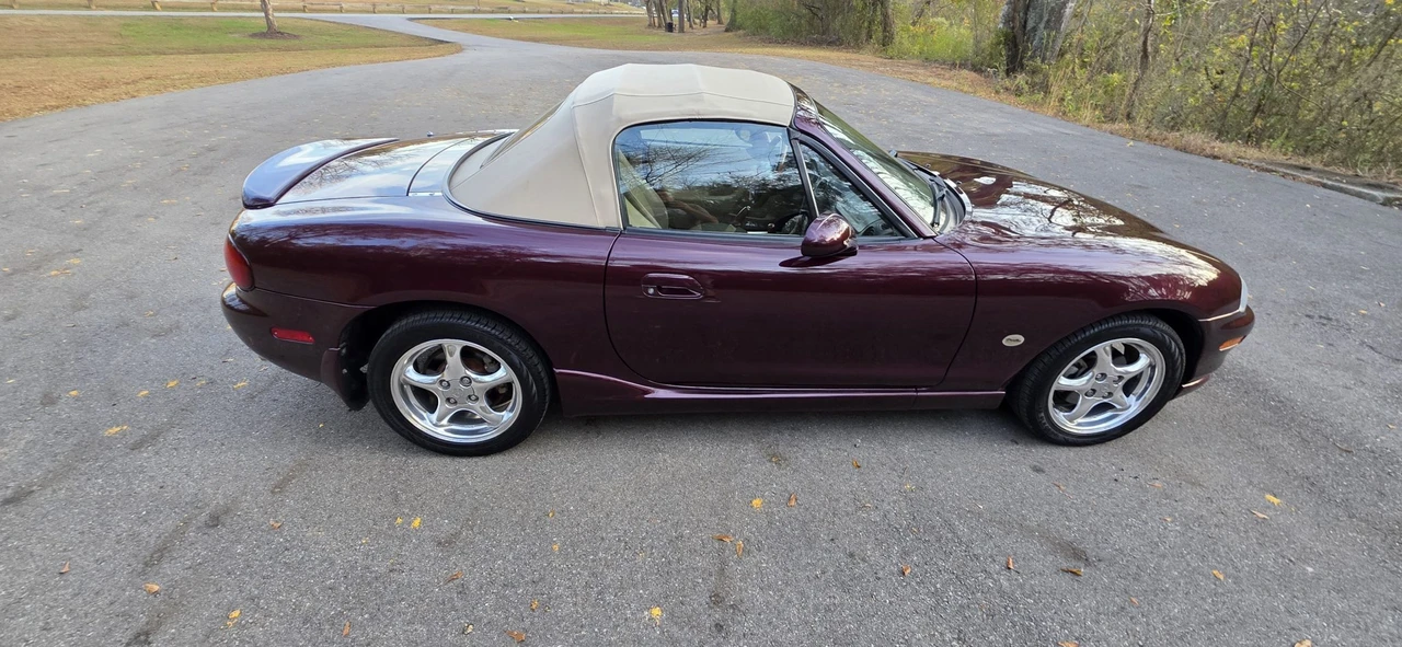 2000 Mazda NB MX-5 Miata - Image 11 of 31