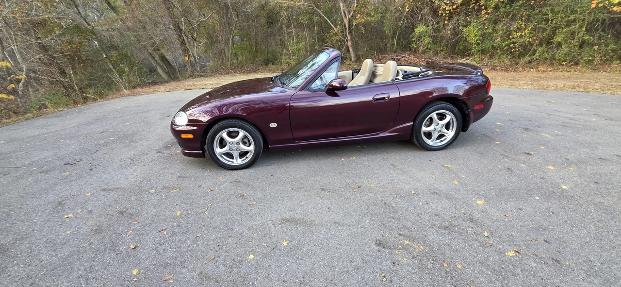 2000 Mazda NB MX-5 Miata - Image 19 of 31