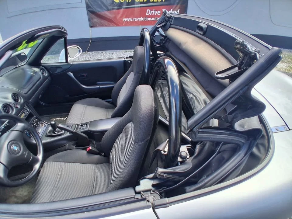 2000 Mazda NB MX-5 Miata - Image 14 of 19