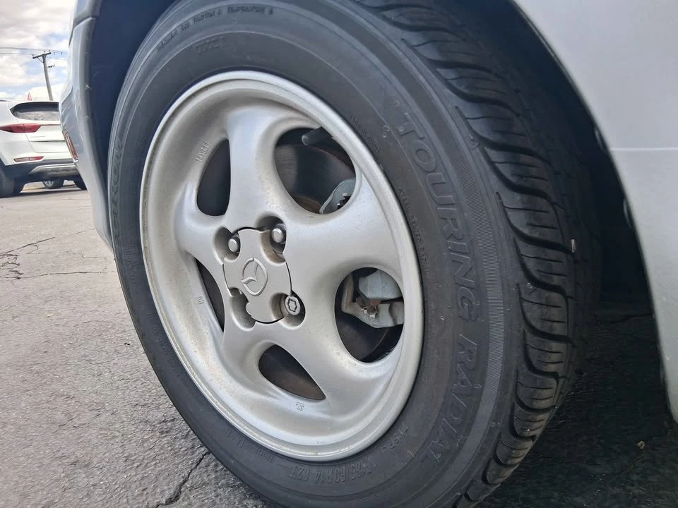 2000 Mazda NB MX-5 Miata - Image 9 of 19
