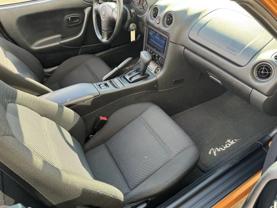 2000 Mazda NB MX-5 Miata - Image 11 of 13
