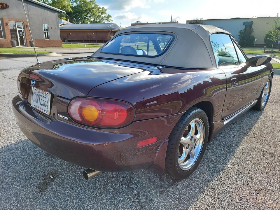 2000 Mazda NB MX-5 Miata - Image 27 of 31
